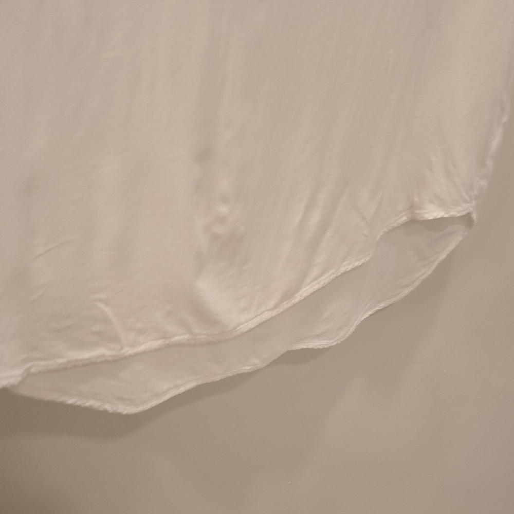 Cloth & Stone Cream Short Sleeve V-Neck Top - Picture 5 of 10